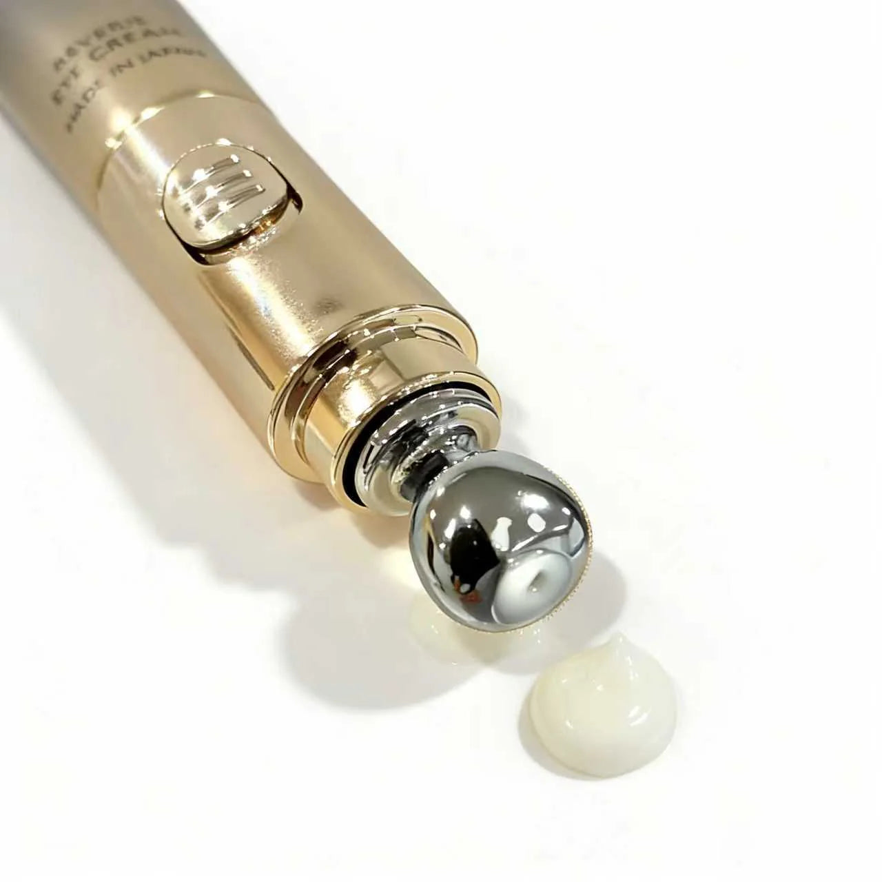 Plamine Reveris Eye Cream met vibrerende applicator